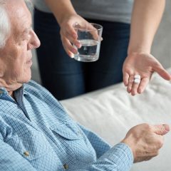 מטפלת סיעודית לקשישים